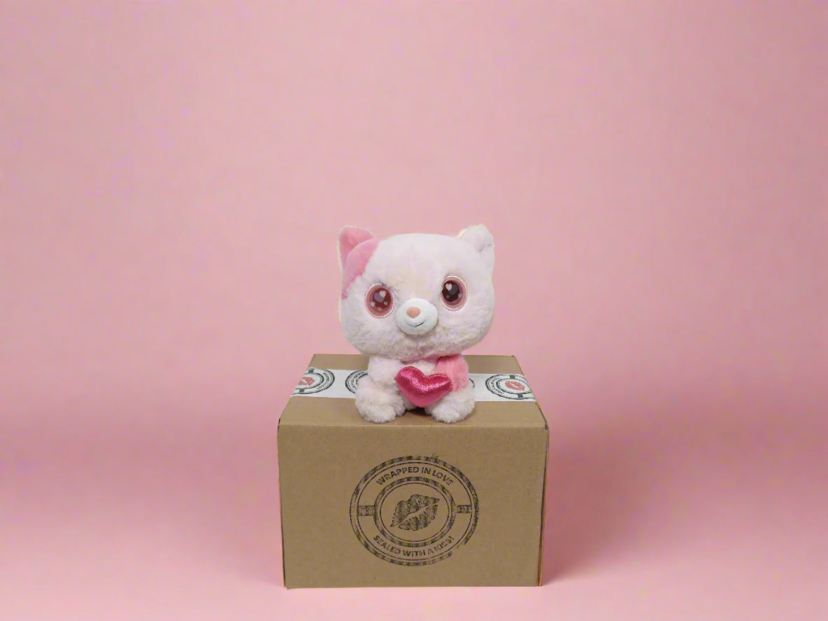 Melody the Cat in Love - 6"
