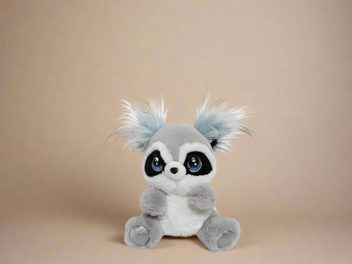 Robin the Raccoon - 10"